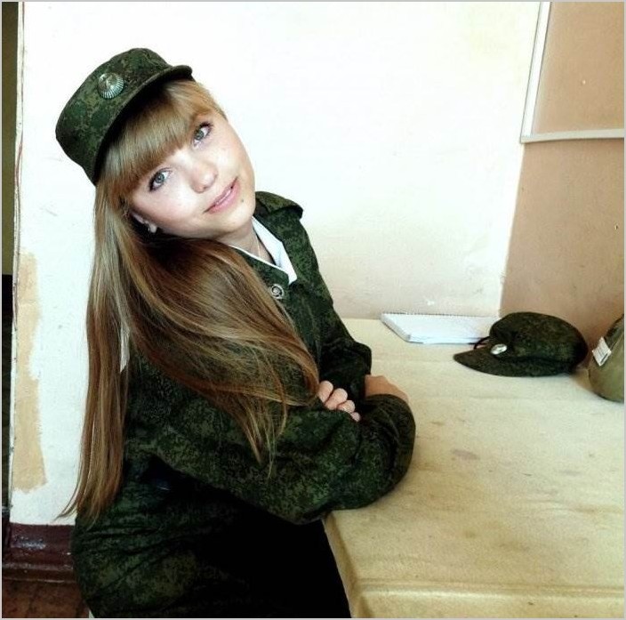 Девушки в российской армии (20 фото)