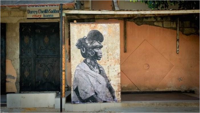 Граффити художница YZ — женщины-воины в проекте «Amazone»