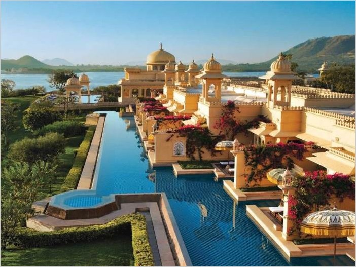 Отель The Oberoi Udaivilas в Индии (11 фото)