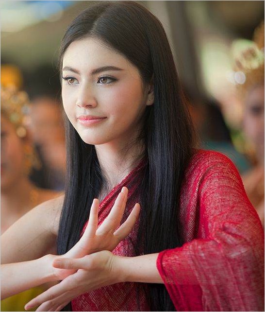 Самые красивые актрисы Тайланда (18 фото)