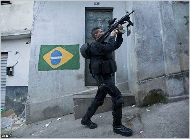 Amnesty International критикует убийства полицией в Рио-де-Жанейро