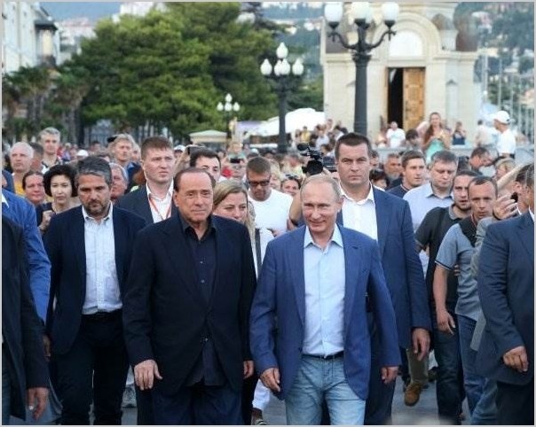 Берлускони и Путин в Крыму фото и видео