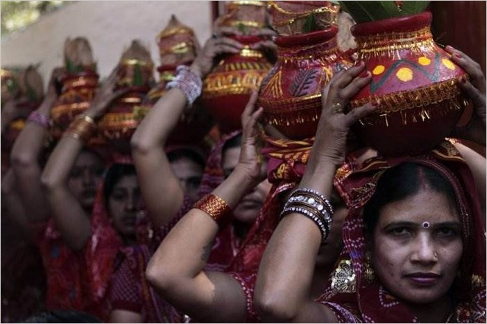 Праздник Чхатх или Сурья Пуджа в Индии фото