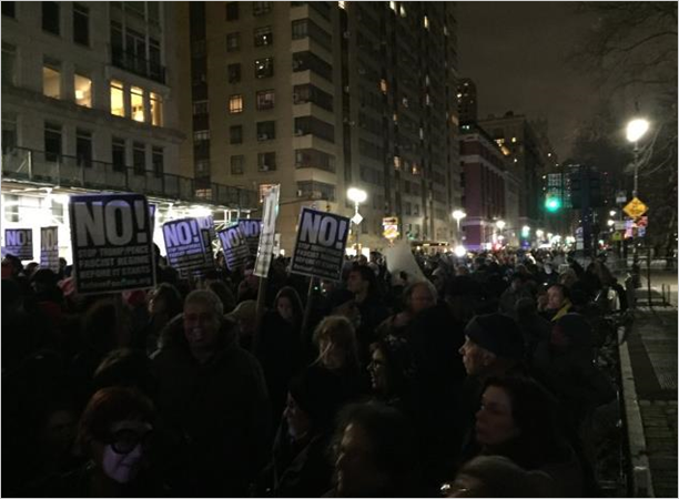 Протесты в США против Трампа фото
