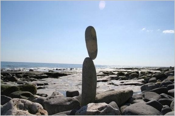 Адриан Грей скульптура из камня