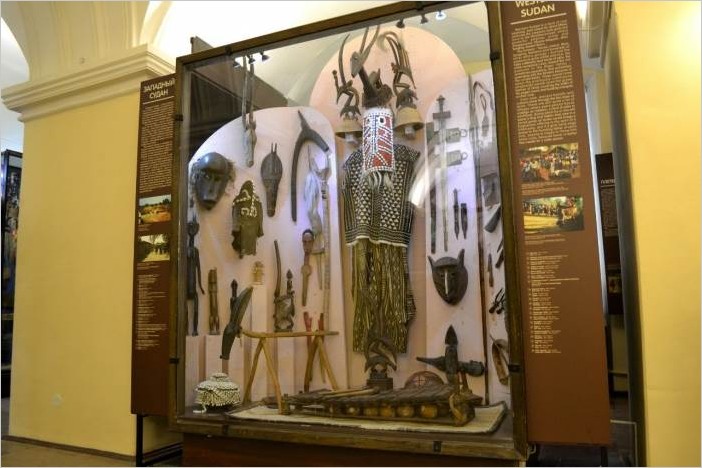 Музей Кунсткамера — экспозиция «Африка»