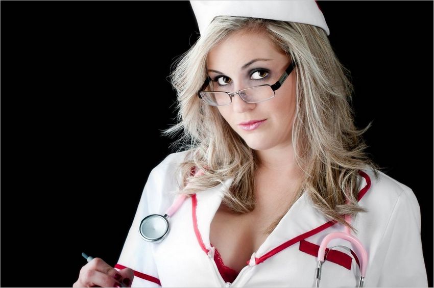 Самые горячие медсестры (18 фото)