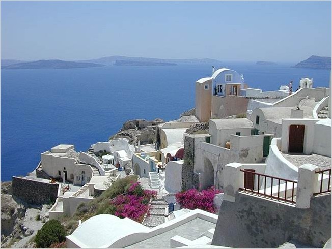 Когда лучше ехать в Грецию