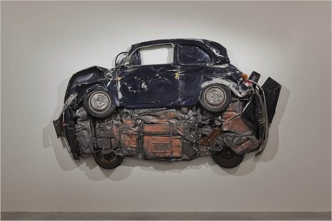 Рон Арад (Ron Arad) — раздавленные автомобили как искусство