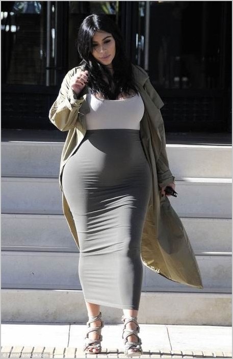Беременная Ким Кардашьян фото 2015
