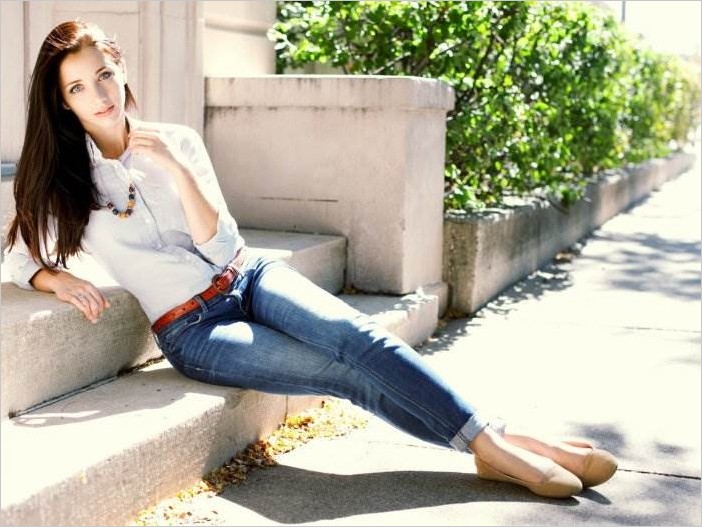 Самые красивые девушки в джинсах (18 фото)