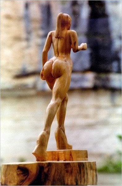 Французский скульптор Dominique Regnie
