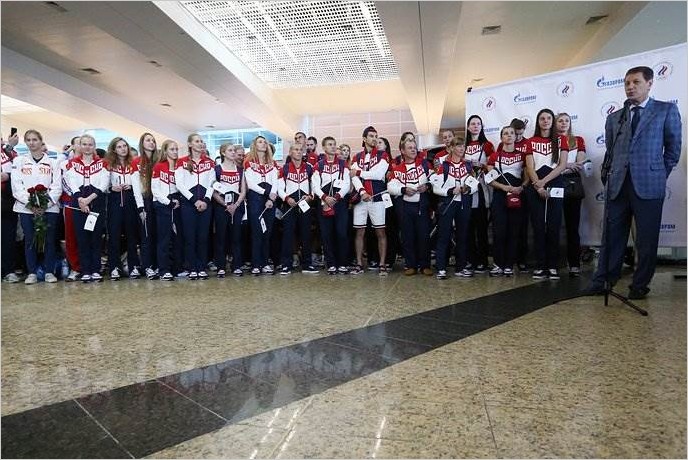 Новая форма олимпийской сборной России 2016 фото