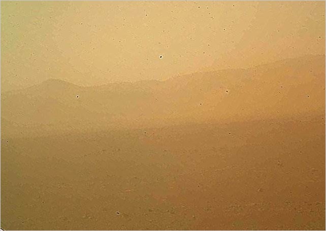 Марсоход Curiosity цветные фото Марса