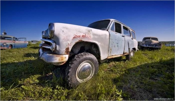 Музей старых автомобилей в Черноусово