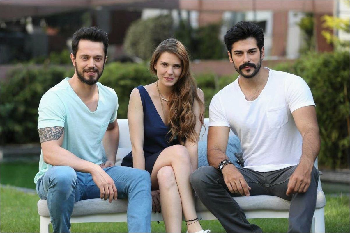 Тайны личной жизни турецких актеров: что скрывают знаменитости?